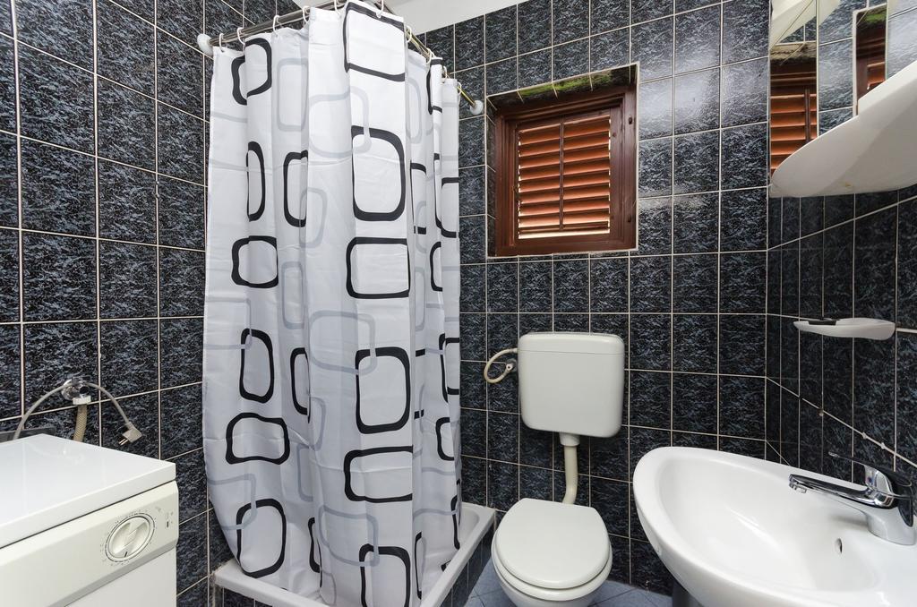 Apartments Zorka Kampor ภายนอก รูปภาพ